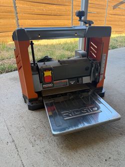 RIDGID R4331 13” Benchtop Thickness Planer — tested, working and ready to use