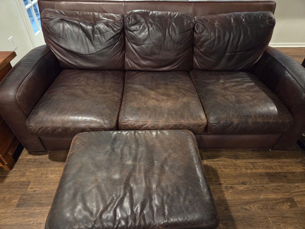 Leather CRATE AND BARREL Couch