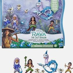 Disney's Raya and the Last Dragon Kumandra Exclusive Story Set with Accessories