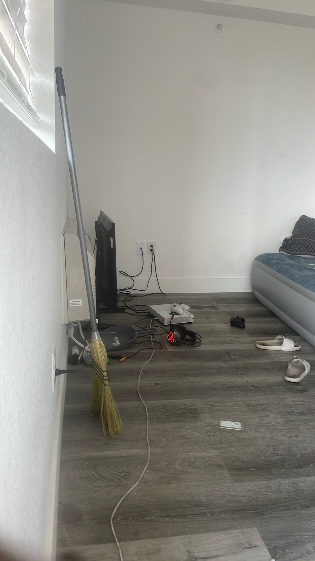 Xbox 1 200$