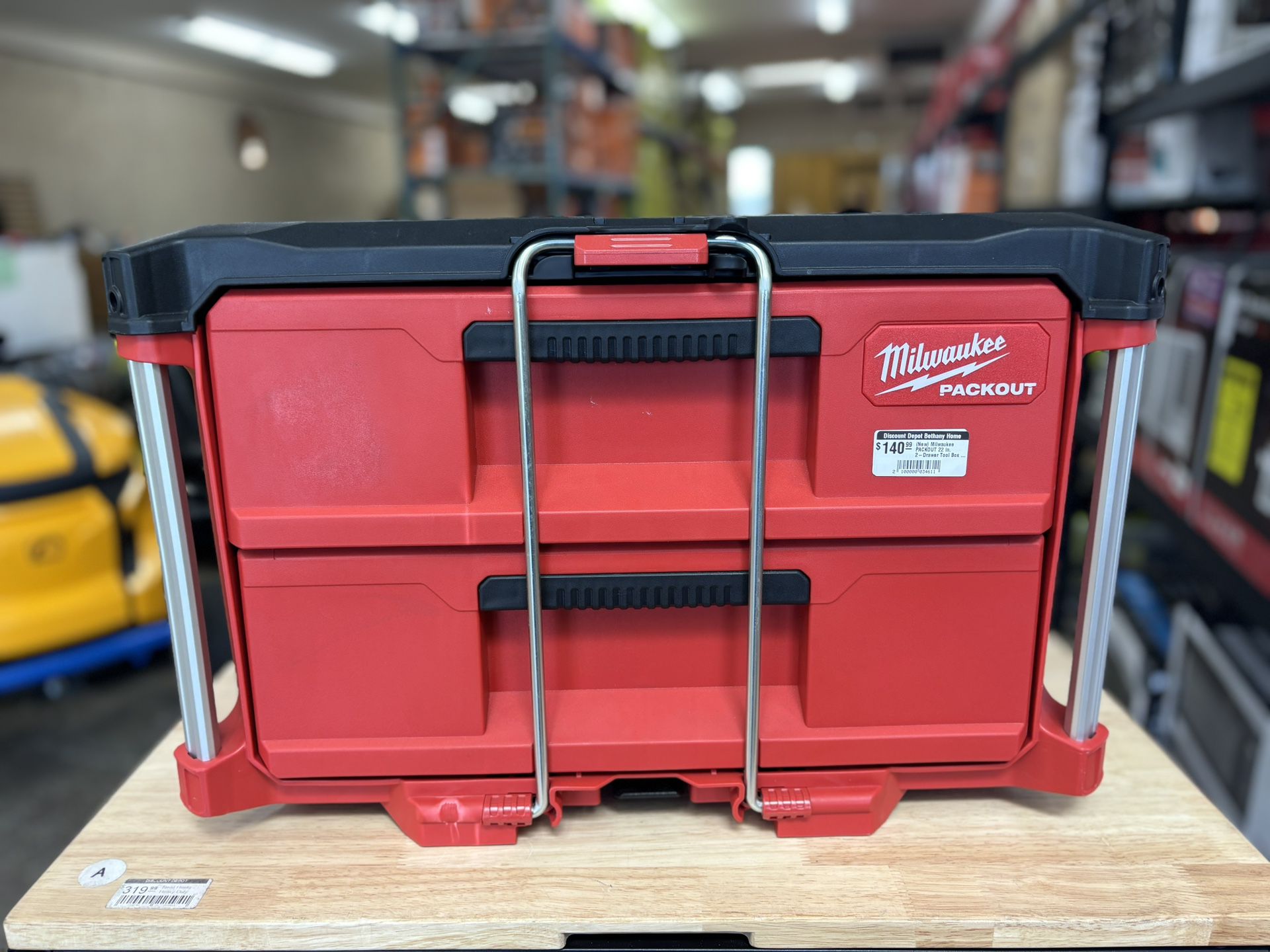(New) Milwaukee PACKOUT 22 In. 2- Drawer Tool Box With Metal Reinforced Corners 