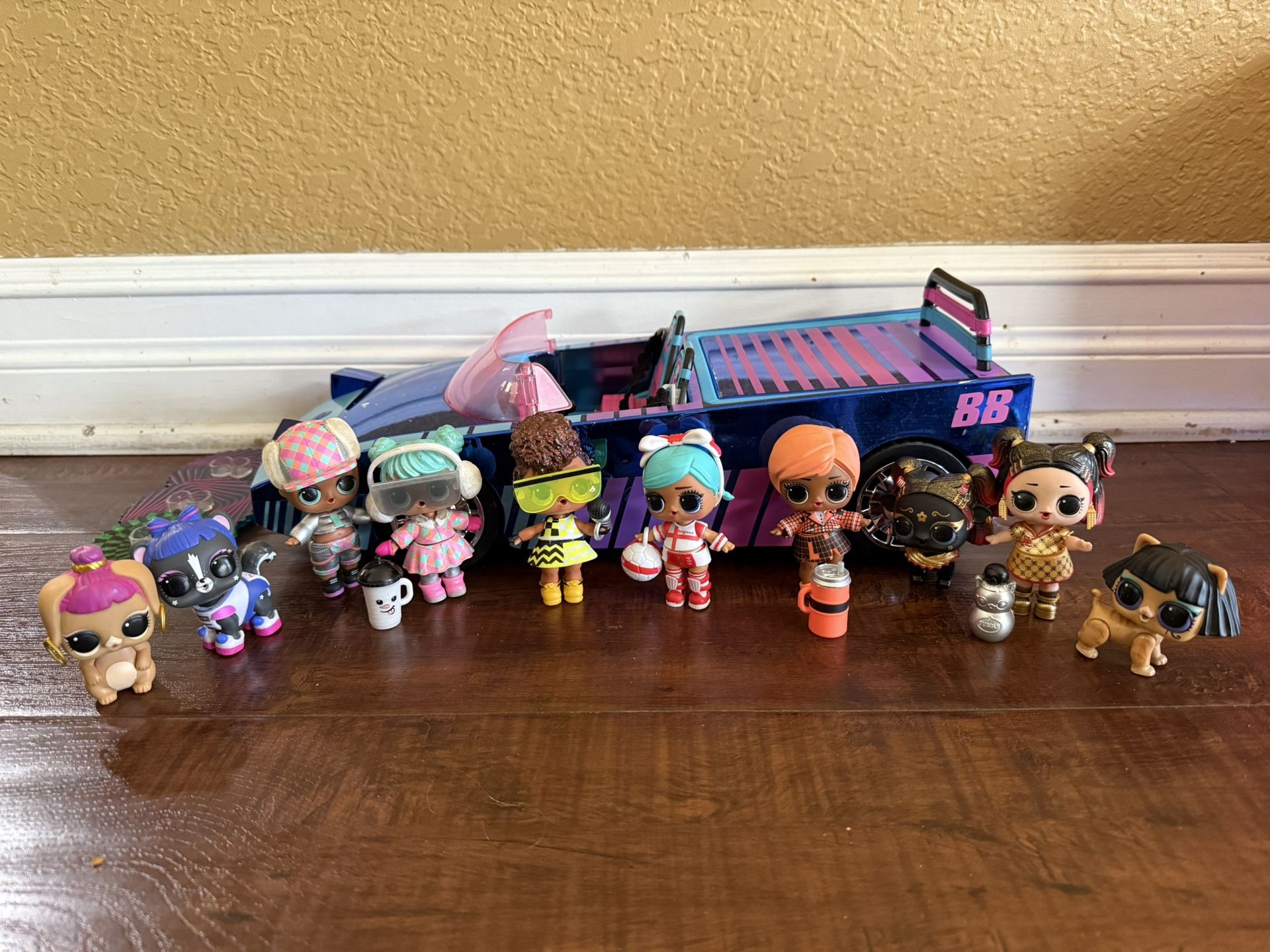 LOL Dolls Pets And Car