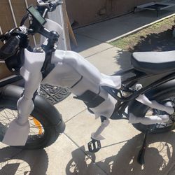  NEW AILIFE ELECTRIC BIKE