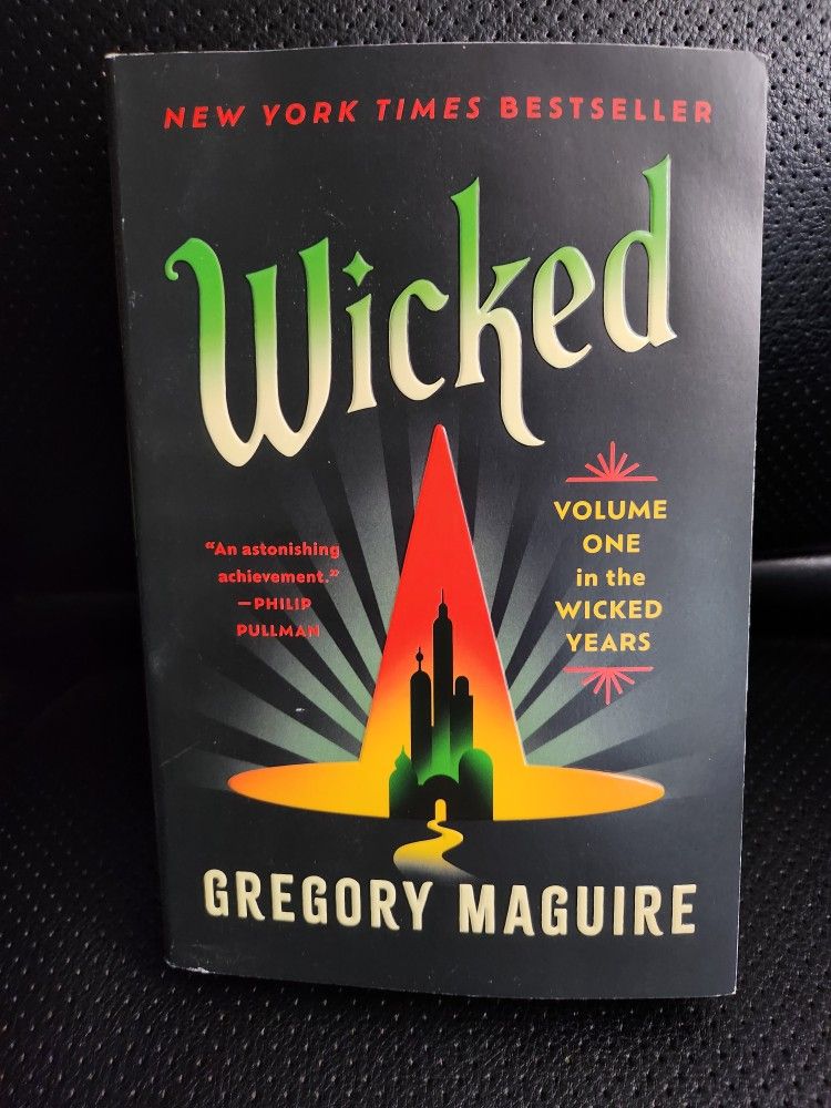 Wicked: The Inspiration for the Major Motion Picture (Vol 1: The Wicked Years)