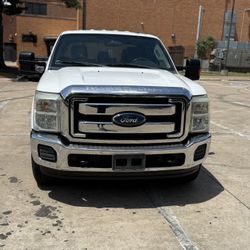 Ford F-250 Crew Cab 