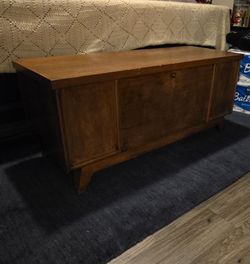 Lane Cedar Chest