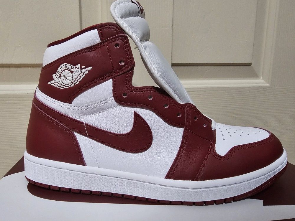 Jordan Retro 1 High OG RMSTD-WH/RD