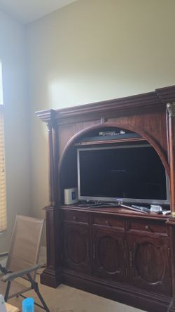 Wall unit