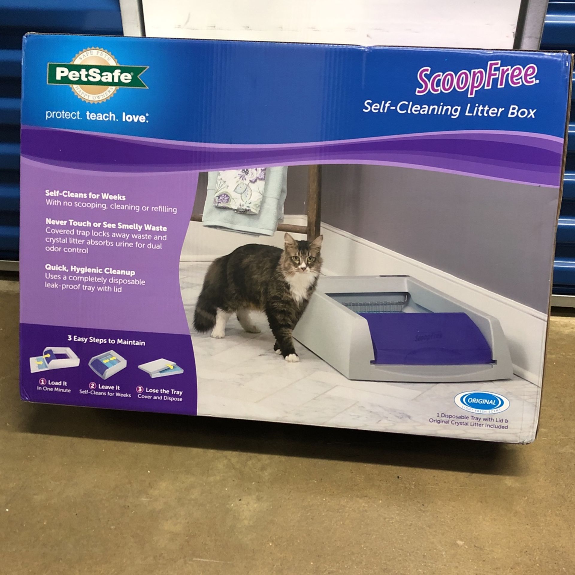 Pet safe Scoop Free Litter Box