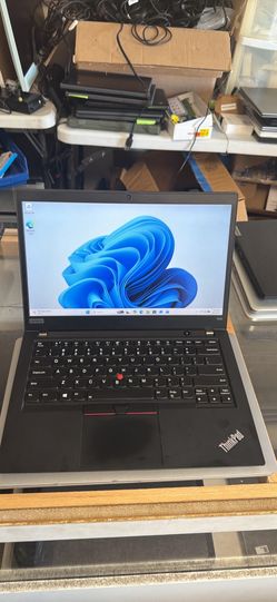 Lenovo Thinkpad T495 Touch Screen 24GB RAM 512GB SSD AMD Ryzen 5 Pro 2GB graphics cards Windows 11 Pro