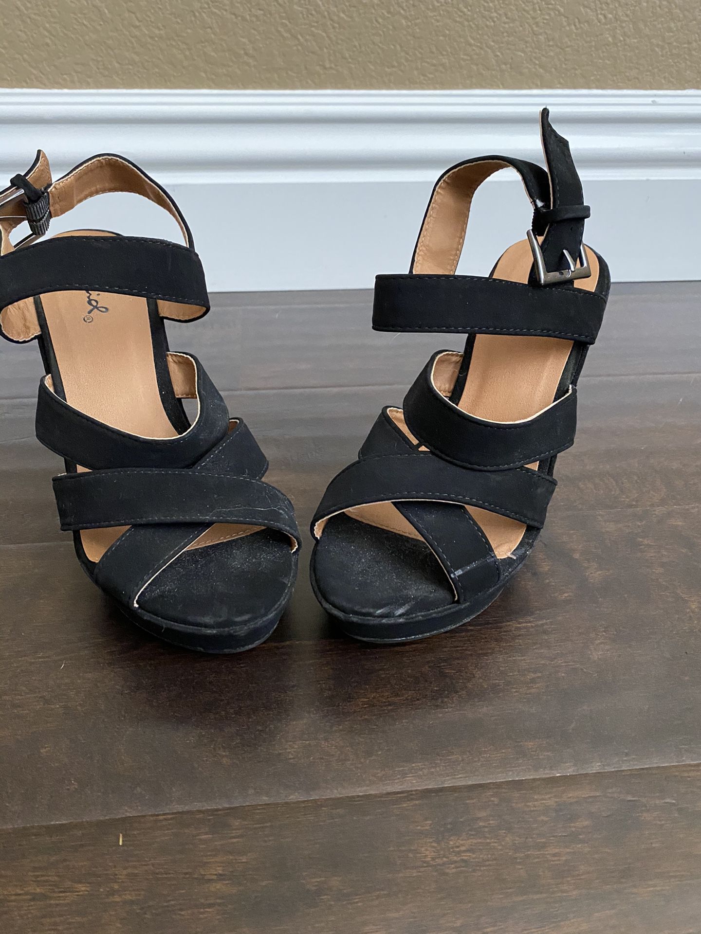 Wedge heels size size 7-7.5 black