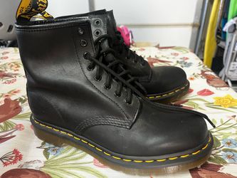 Doc Martens - men’s 8/womens 9.5