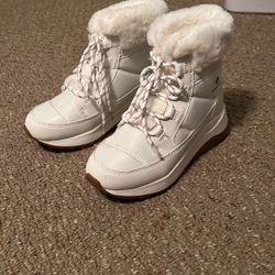 Snow Boots 5-5.5