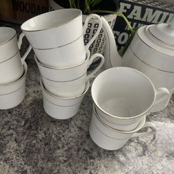 Fine China Tea Cups And Pot