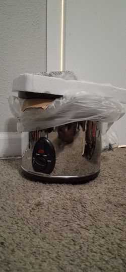 Slow cooker
