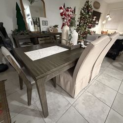 Dining Table & Chairs