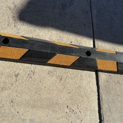 Rubber Parking Curb