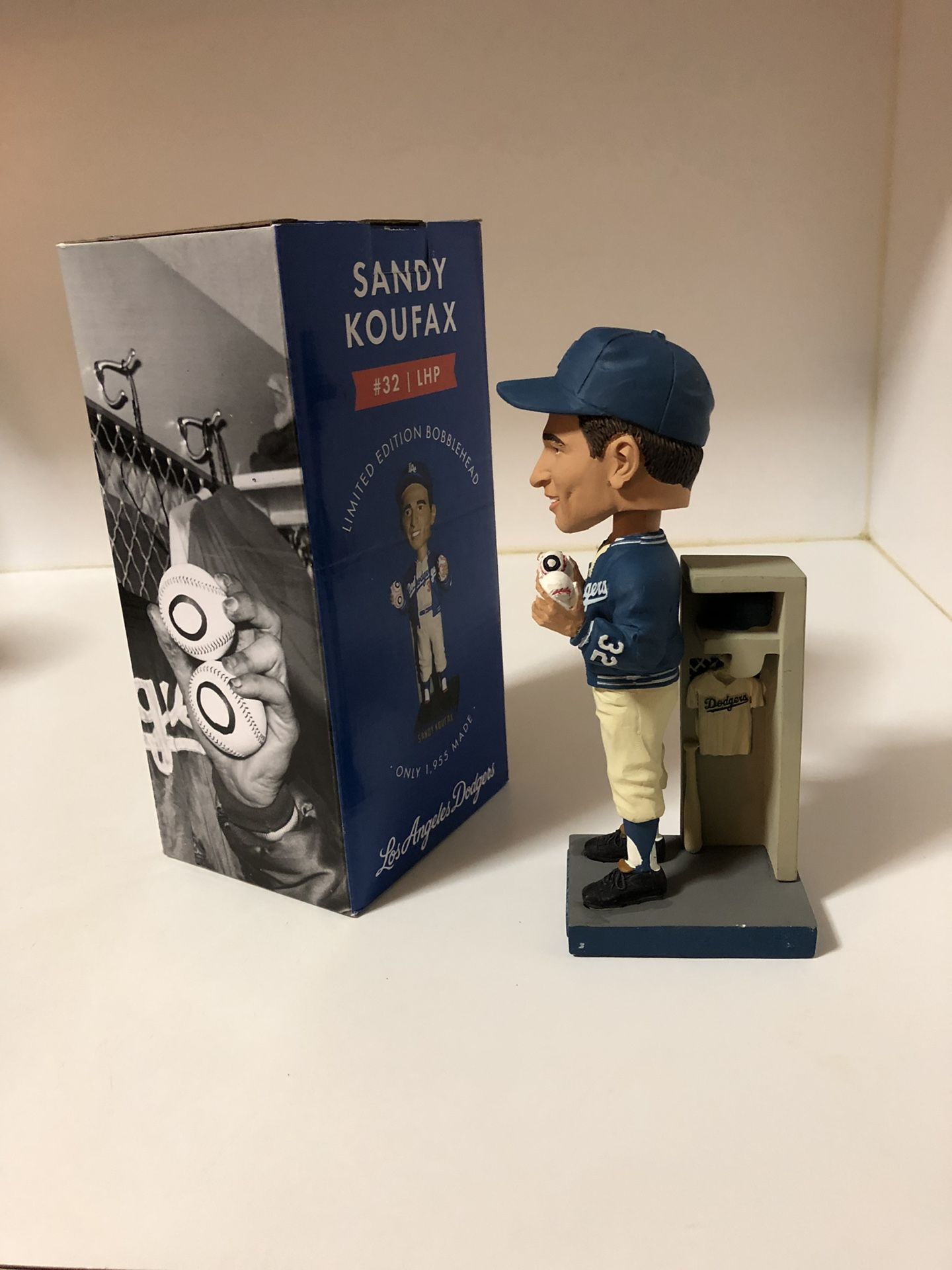 Sandy Koufax Los Angeles Dodgers Limited Edition Action Statue