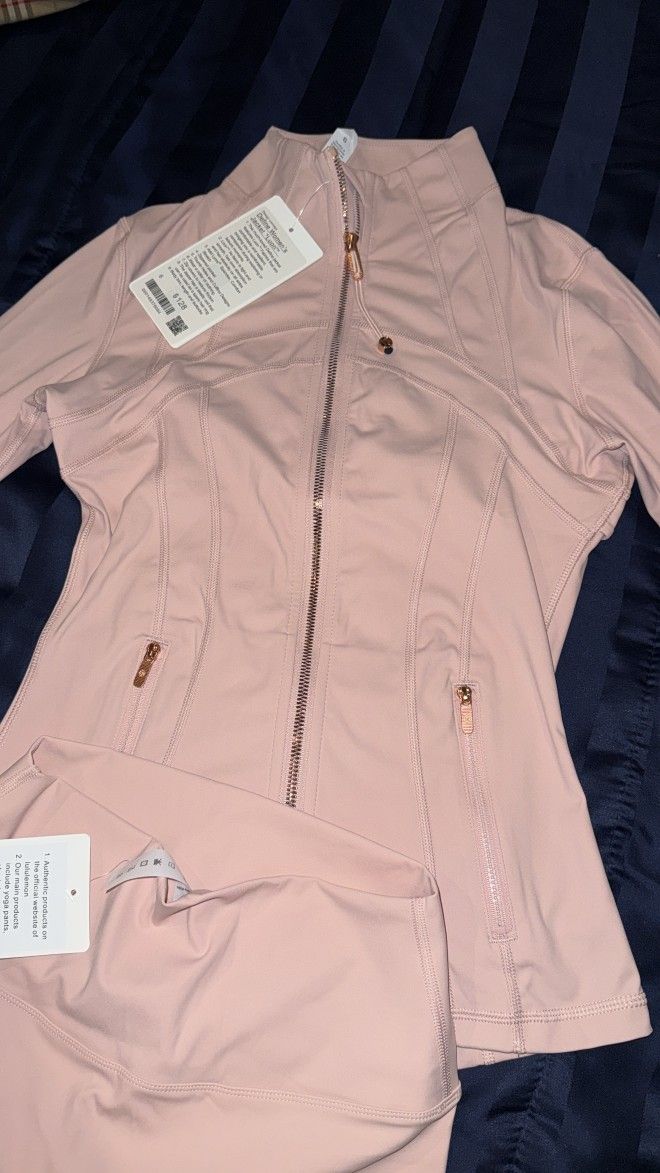 Lululemon Define Jacket & Leggings Set Size 6