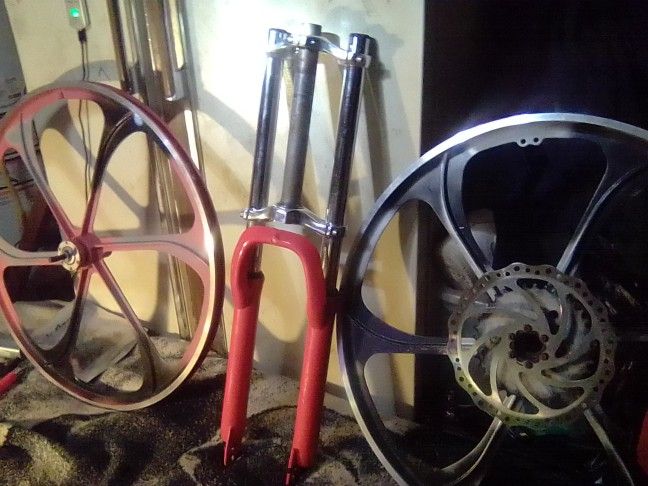 Two Magg Wheel's And Triple Trees Forks