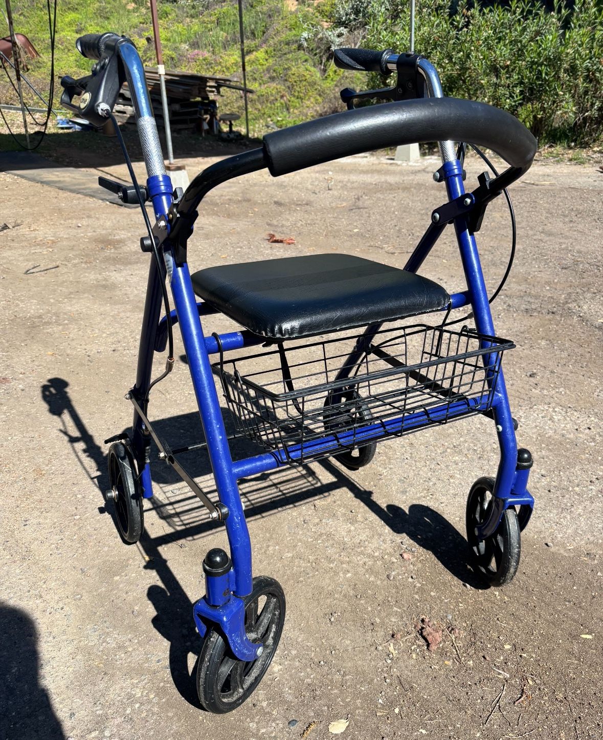 Drive Medical 4 Wheel Rollator w/Fold Up Removable Back Support