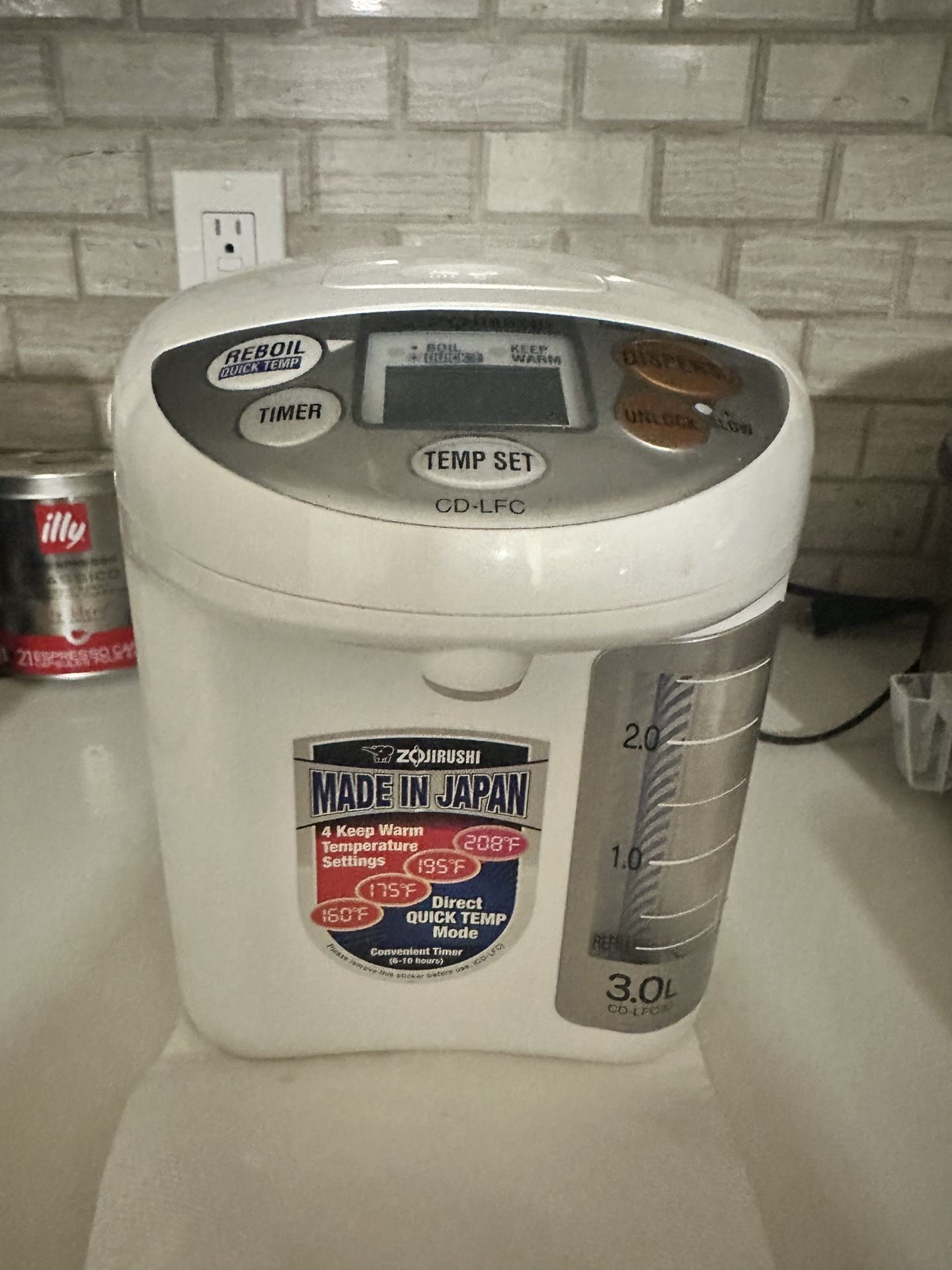Zojirushi Auto Water Boiler And Warmer