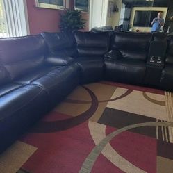 DK BROWN RECLINING SOFA & LOVESEAT