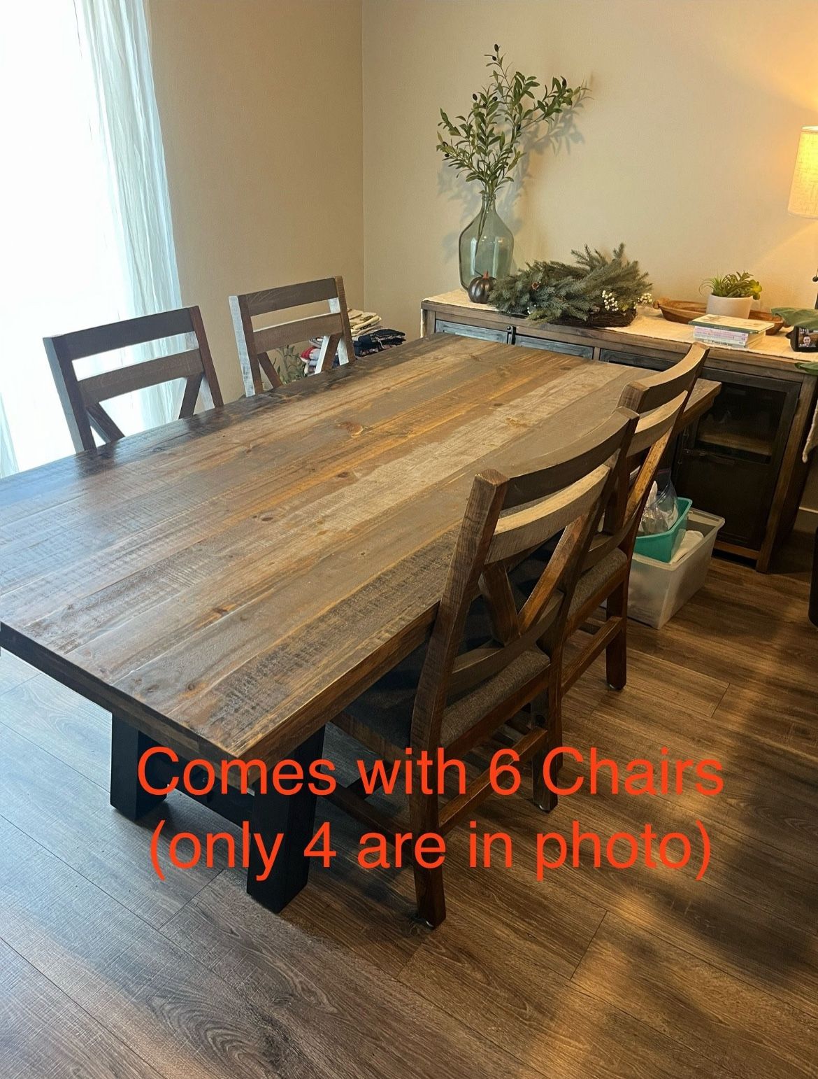 GORGEOUS Kitchen Table with 6 Chairs! In lightly used condition and looks new!