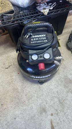HUSKY compresor    6 gal.