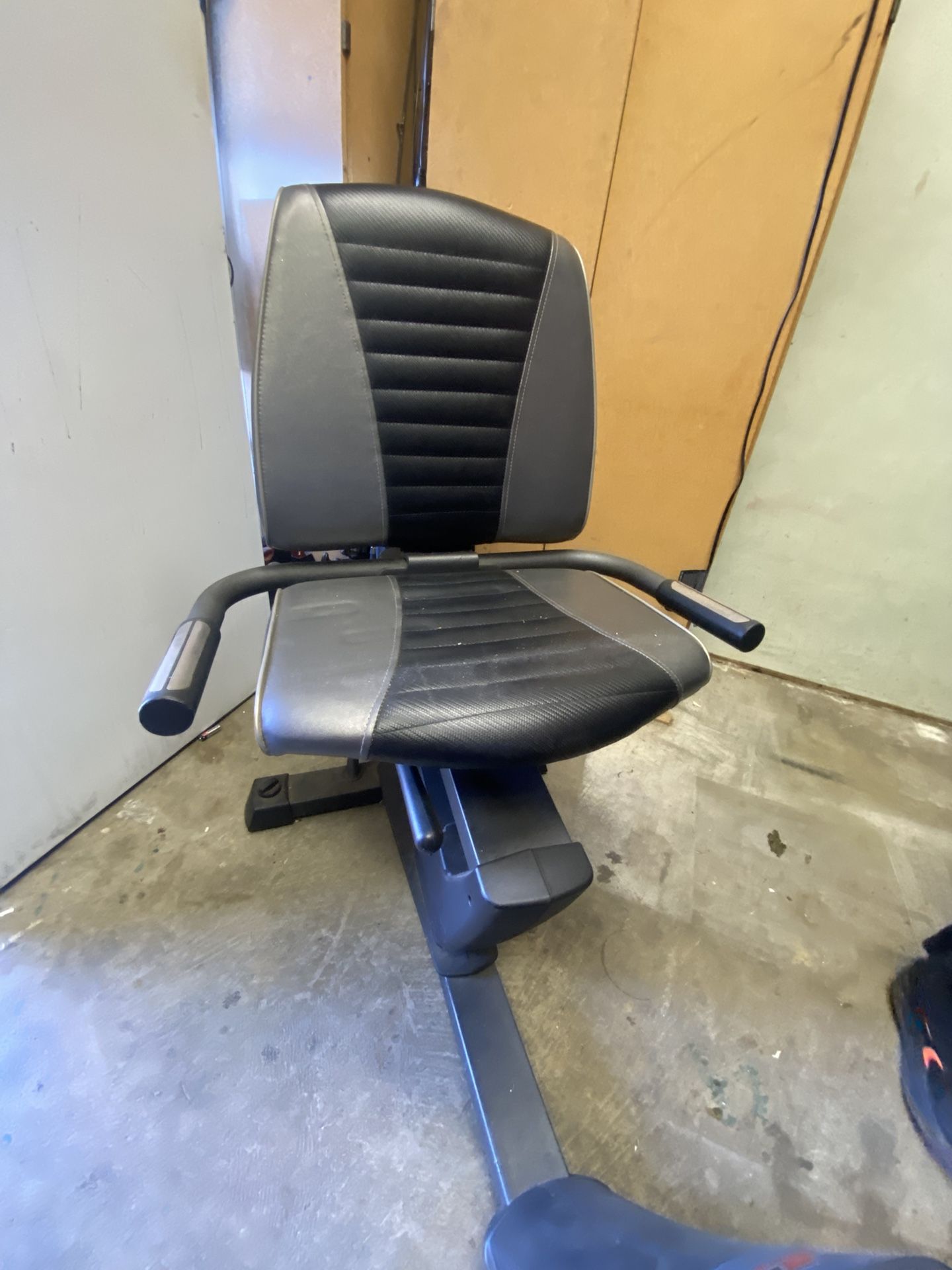 Recumbent Exercise Bike