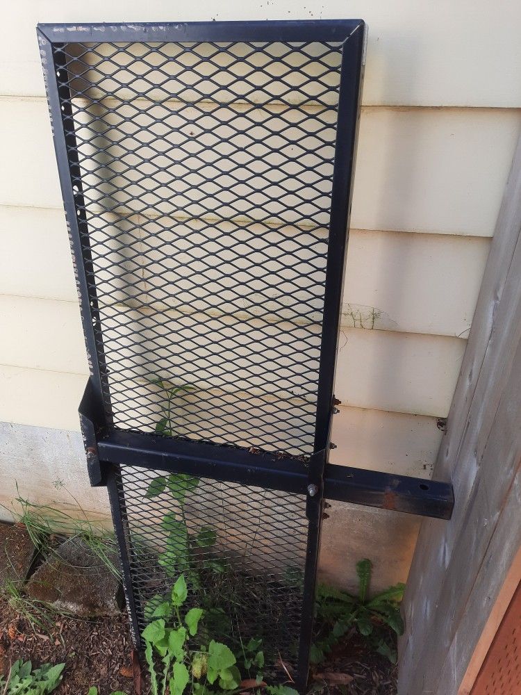 Receiver Cargo Carrier
