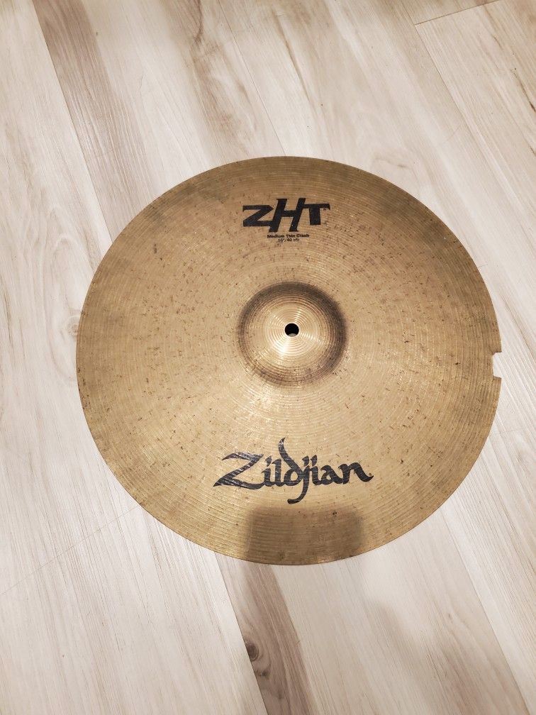 Cracked Zildjian ZXT 16" Medium Thin Crash