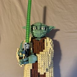 Lego Yoda 