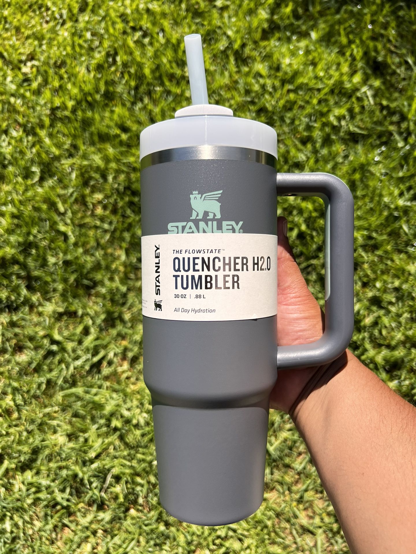 Stanley Quencher 30 oz for Sale in Lexington, KY - OfferUp
