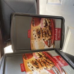 3 Baking Pans