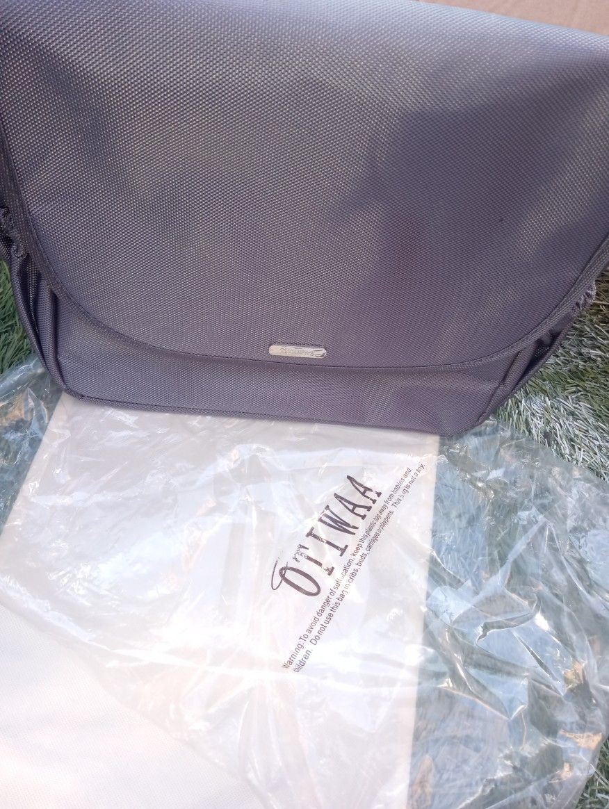 Otiwaa missionary mall messenger bag Grey/Yellow. With Strap