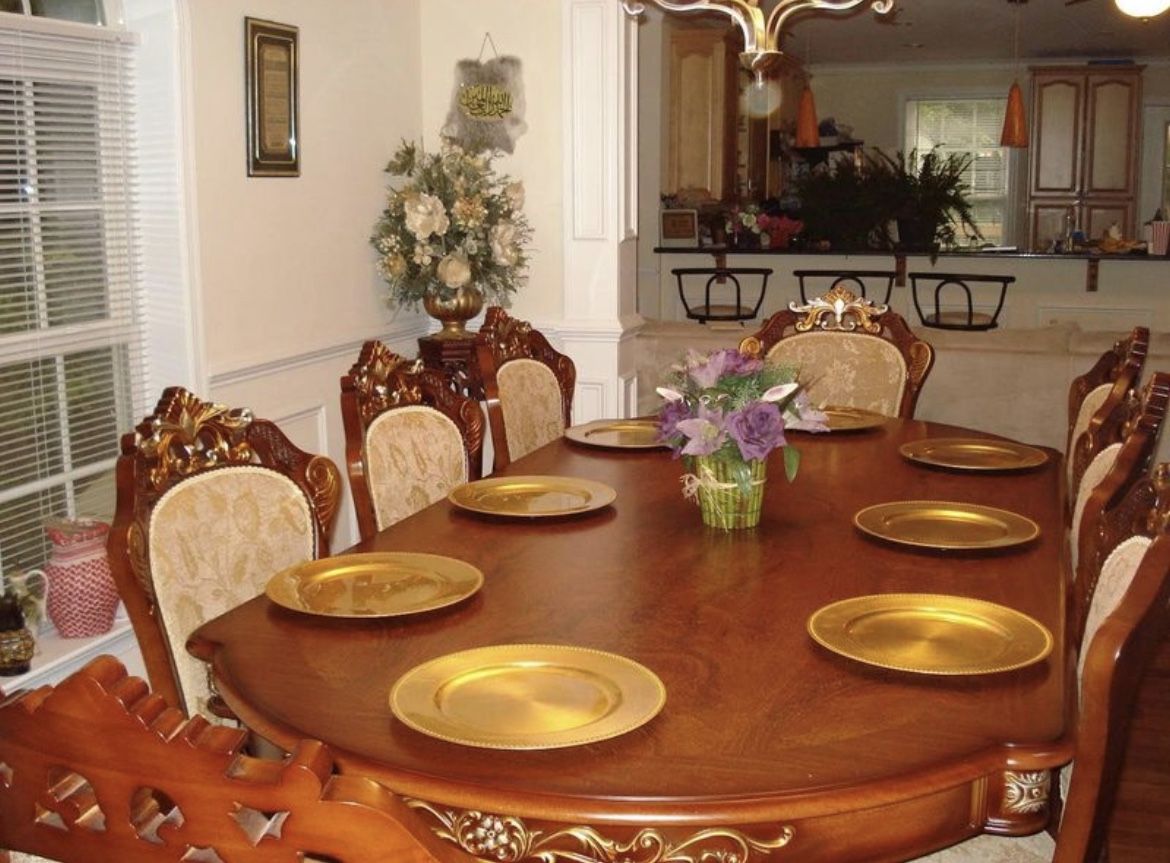 Dining Room Set With 8 Chairs