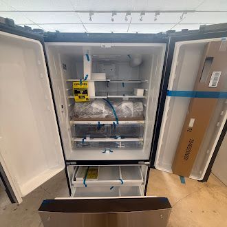 GE GE® 36" 27 Cu. Ft. French Door Refrigerator - GNE27JYMFS