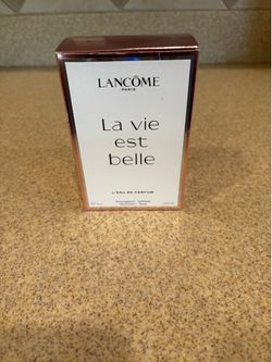 La vie is belle perfume by Lancôme
