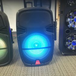 15 Inch Rechargeable Bluetooth Speaker/aux/fm/USB And SD Port/microphone For Karaoke/brand New!!