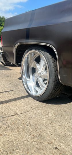 22x10.5/9 US Mags Staggered, 5/6 Lugs Chevy Silverado, C10,  OBS