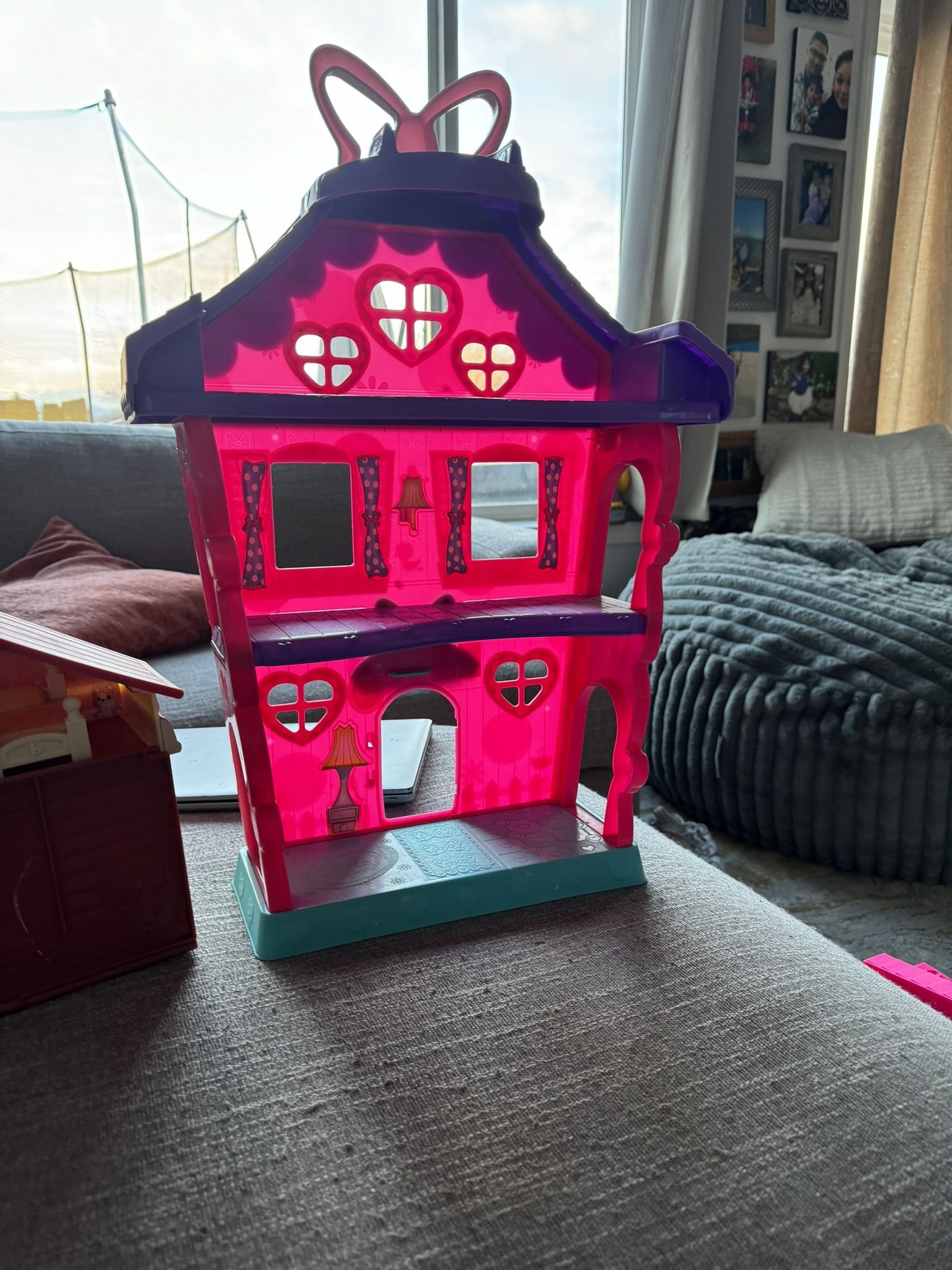 Minnie Mouse Doll House