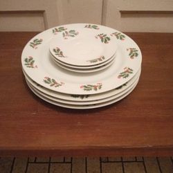 Alco Christmas Dinner Plate Set