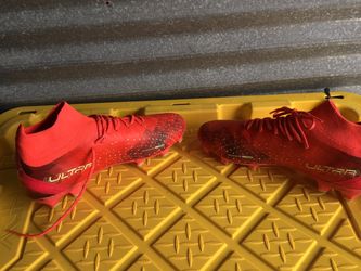 Puma Ultra Soccer Size 9,5