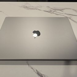 2021 M1 MacBook Pro 16in 1TB SSD