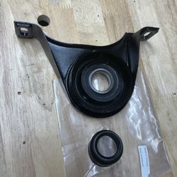 Driveshaft Center Support Bearing And Boot 2011-14