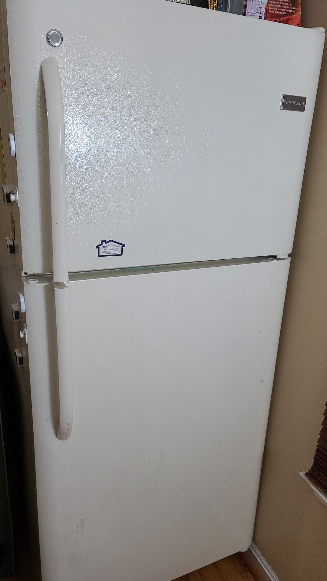 Used Frigidaire refrigeratorin good working condition