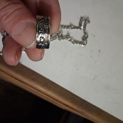 Half dollar ring with chain
