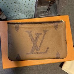 Authentic Louis Vuitton Double Zip Pochette (reverse)