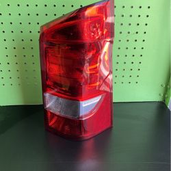 Mercedes Vito W447 taillight taillight brake light right A(contact info removed) 